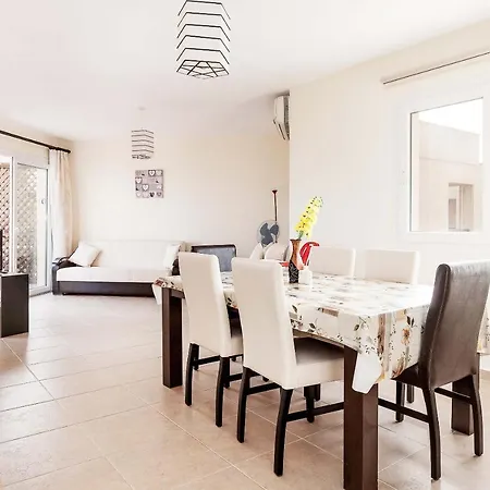 Thalassa Beach Penthouse Apartman